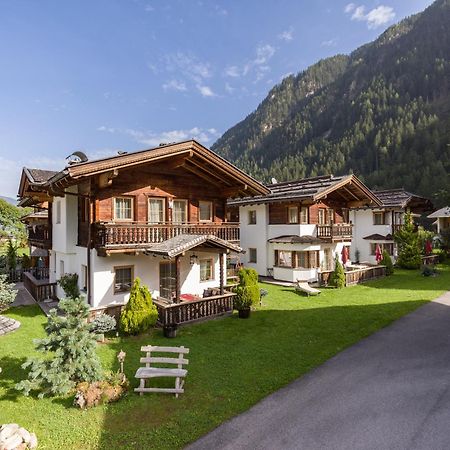 S'Doerfl Chalets ไมย์อาโฮเฟิน ภายนอก รูปภาพ