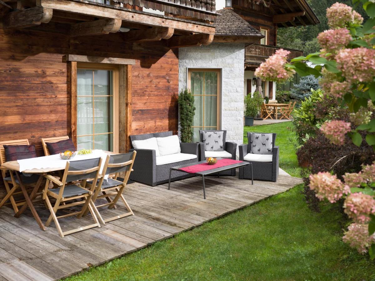 S'Doerfl Chalets ไมย์อาโฮเฟิน ภายนอก รูปภาพ