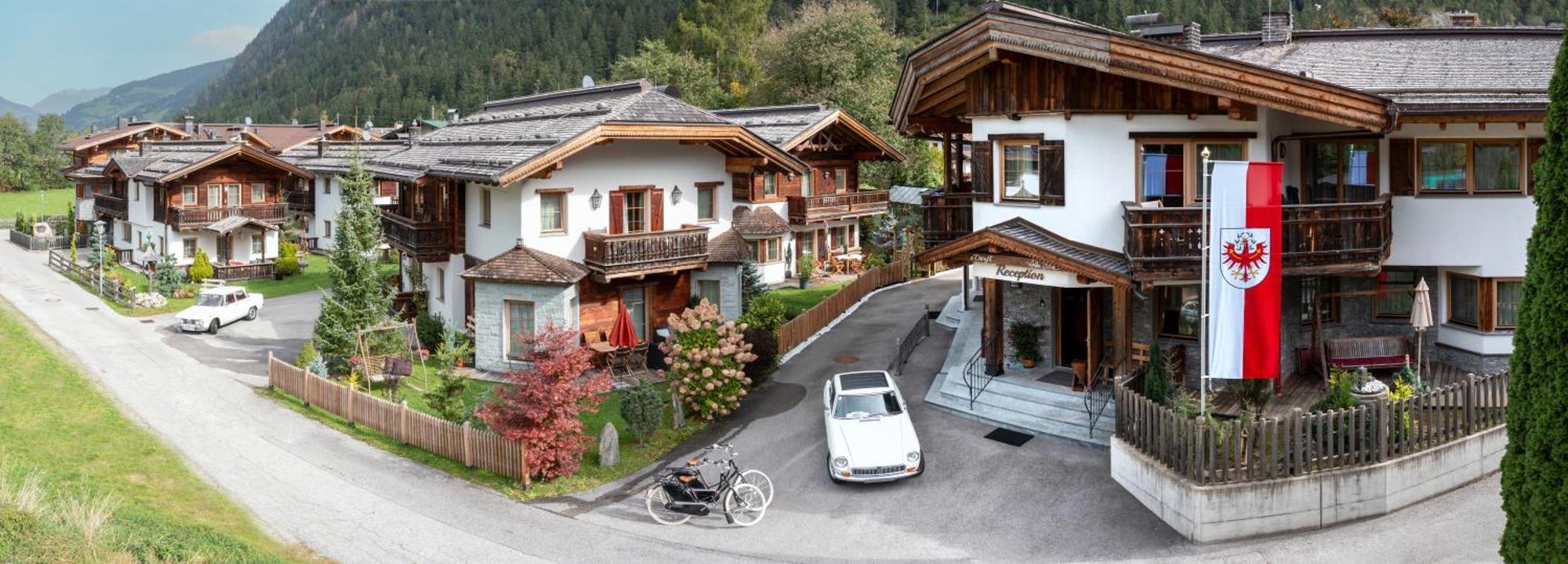 S'Doerfl Chalets ไมย์อาโฮเฟิน ภายนอก รูปภาพ