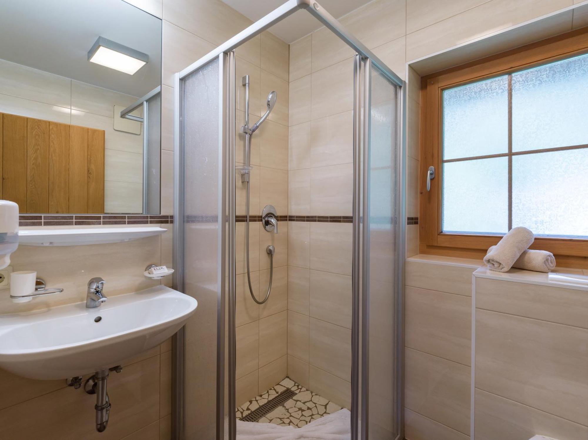 S'Doerfl Chalets ไมย์อาโฮเฟิน ภายนอก รูปภาพ