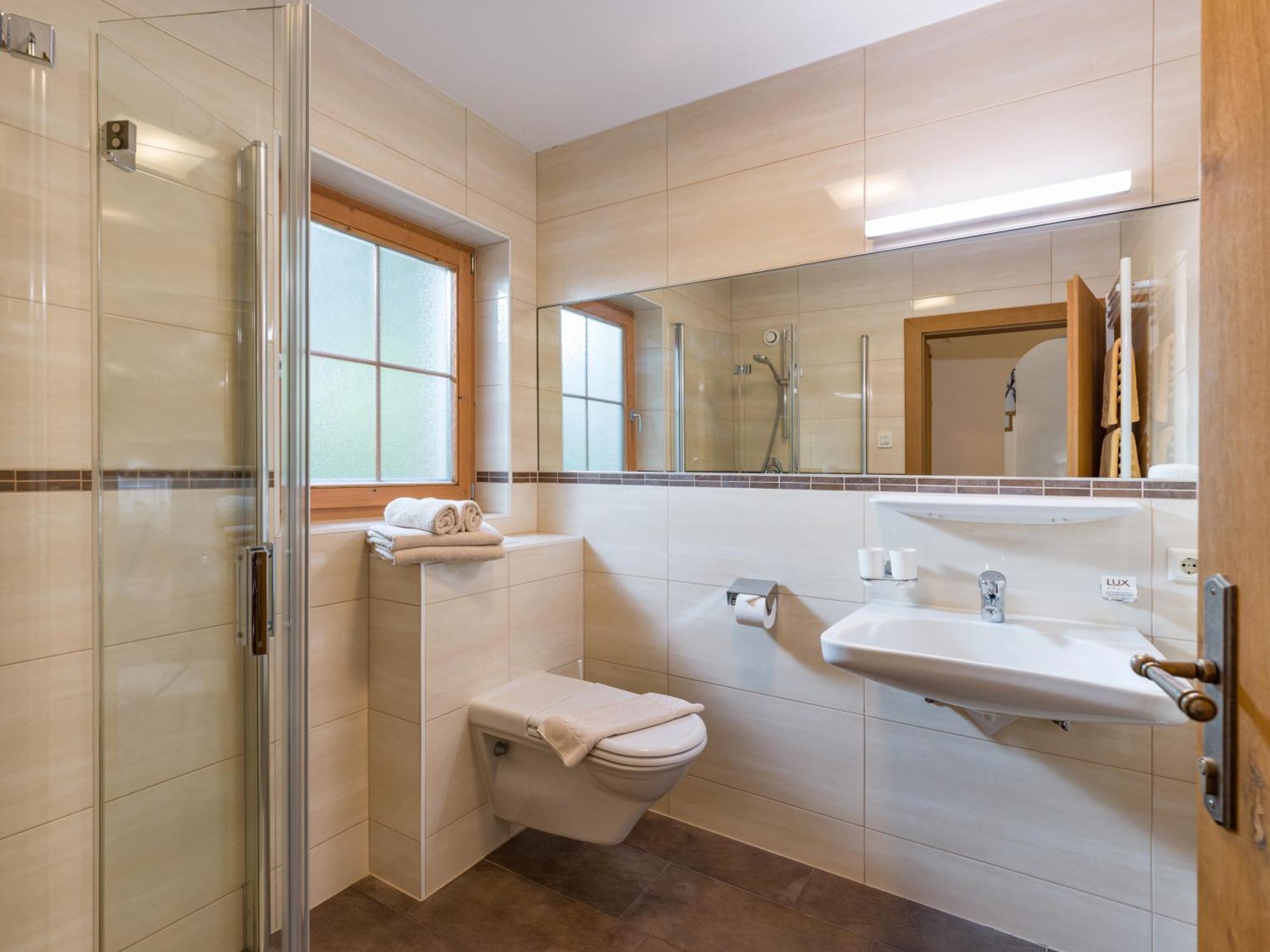 S'Doerfl Chalets ไมย์อาโฮเฟิน ภายนอก รูปภาพ