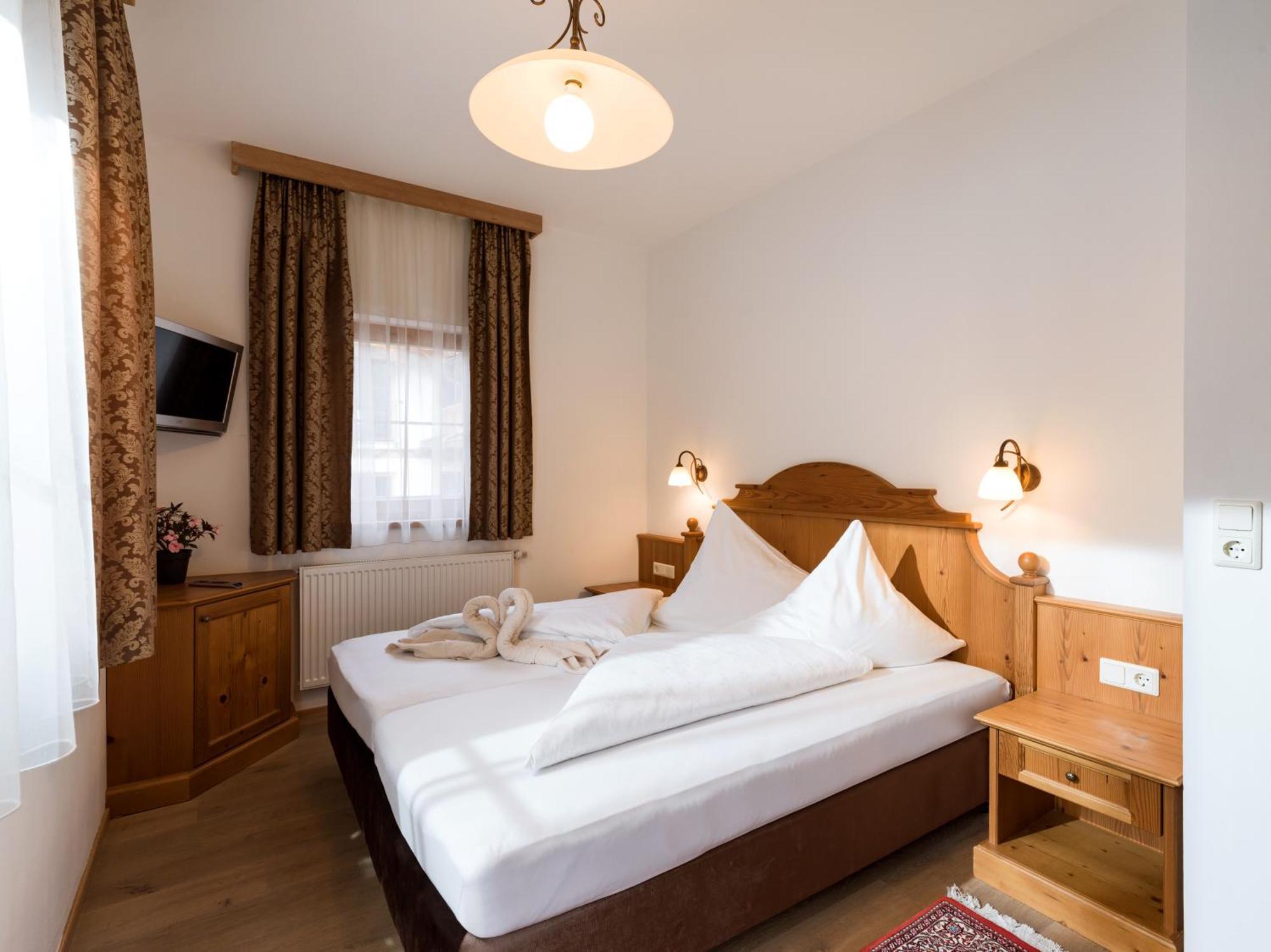 S'Doerfl Chalets ไมย์อาโฮเฟิน ภายนอก รูปภาพ