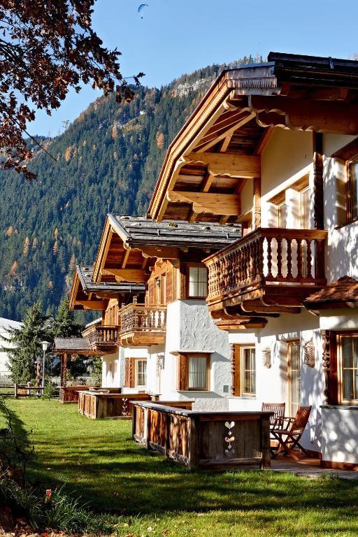 S'Doerfl Chalets ไมย์อาโฮเฟิน ภายนอก รูปภาพ